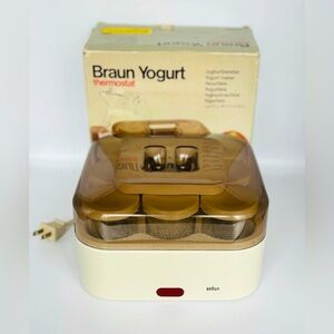 Vintage Braun YG-2 Yogurt Maker Type 4-633, 8 Glass Yogurt Jars, Made in Spain